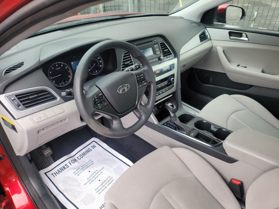 2015 Hyundai Sonata 4dr Sdn 2.4L SE, available for sale in Irvington, New Jersey | Elis Motors Corp. Irvington, New Jersey 2015 Hyundai Sonata 4dr Sdn 2.4L SE, available for sale in Irvington, New Jersey | Elis Motors Corp. Irvington, New Jersey