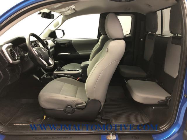 2016 Toyota Tacoma 4WD Access Cab V6 AT SR5, available for sale in Naugatuck, Connecticut | J&M Automotive Sls&Svc LLC. Naugatuck, Connecticut 2016 Toyota Tacoma 4WD Access Cab V6 AT SR5, available for sale in Naugatuck, Connecticut | J&M Automotive Sls&Svc LLC. Naugatuck, Connecticut