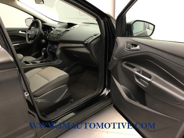 2017 Ford Escape SE 4WD, available for sale in Naugatuck, Connecticut | J&M Automotive Sls&Svc LLC. Naugatuck, Connecticut 2017 Ford Escape SE 4WD, available for sale in Naugatuck, Connecticut | J&M Automotive Sls&Svc LLC. Naugatuck, Connecticut