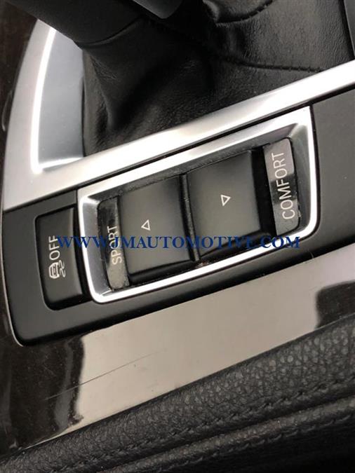2016 BMW 5 Series 4dr Sdn 528i xDrive AWD, available for sale in Naugatuck, Connecticut | J&M Automotive Sls&Svc LLC. Naugatuck, Connecticut 2016 BMW 5 Series 4dr Sdn 528i xDrive AWD, available for sale in Naugatuck, Connecticut | J&M Automotive Sls&Svc LLC. Naugatuck, Connecticut