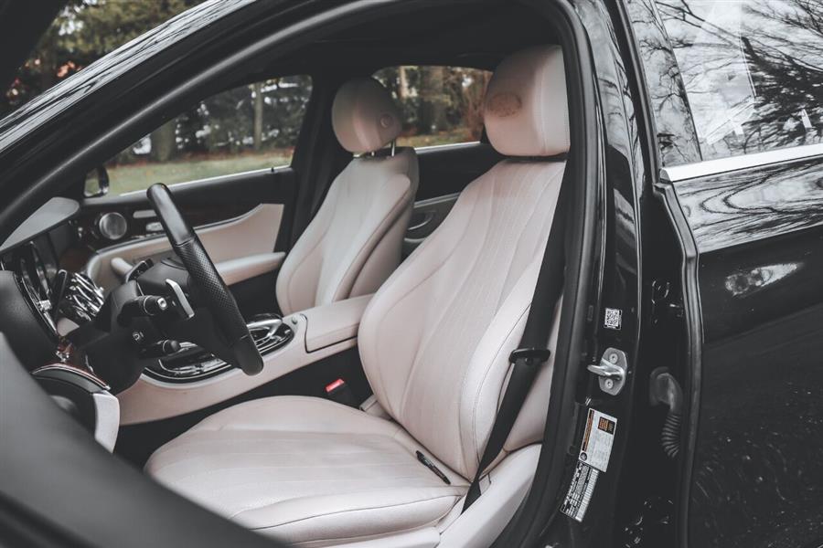 2017 Mercedes-benz E-class E 300 4MATIC AWD 4dr Sedan, available for sale in Great Neck, New York | Camy Cars. Great Neck, New York 2017 Mercedes-benz E-class E 300 4MATIC AWD 4dr Sedan, available for sale in Great Neck, New York | Camy Cars. Great Neck, New York