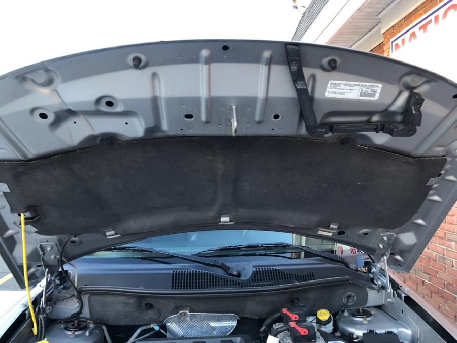 2015 Jeep Compass 4WD 4dr Latitude Edition, available for sale in Waterbury, Connecticut | National Auto Brokers, Inc.. Waterbury, Connecticut 2015 Jeep Compass 4WD 4dr Latitude Edition, available for sale in Waterbury, Connecticut | National Auto Brokers, Inc.. Waterbury, Connecticut