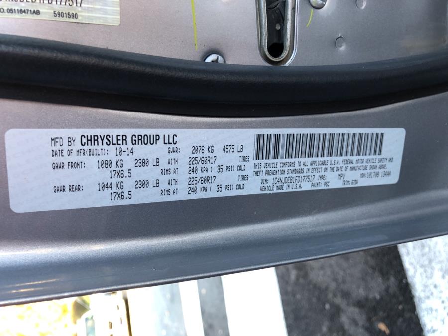 2015 Jeep Compass 4WD 4dr Latitude Edition, available for sale in Waterbury, Connecticut | National Auto Brokers, Inc.. Waterbury, Connecticut 2015 Jeep Compass 4WD 4dr Latitude Edition, available for sale in Waterbury, Connecticut | National Auto Brokers, Inc.. Waterbury, Connecticut