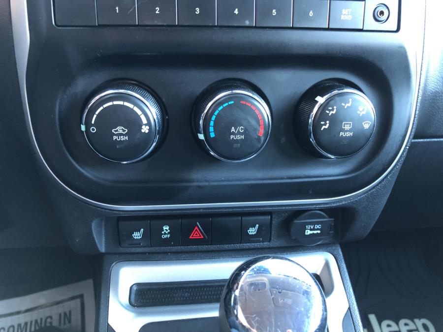 2015 Jeep Compass 4WD 4dr Latitude Edition, available for sale in Waterbury, Connecticut | National Auto Brokers, Inc.. Waterbury, Connecticut 2015 Jeep Compass 4WD 4dr Latitude Edition, available for sale in Waterbury, Connecticut | National Auto Brokers, Inc.. Waterbury, Connecticut