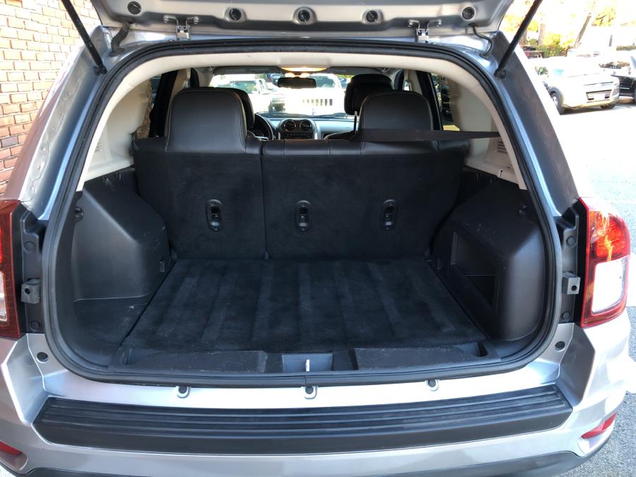 2015 Jeep Compass 4WD 4dr Latitude Edition, available for sale in Waterbury, Connecticut | National Auto Brokers, Inc.. Waterbury, Connecticut 2015 Jeep Compass 4WD 4dr Latitude Edition, available for sale in Waterbury, Connecticut | National Auto Brokers, Inc.. Waterbury, Connecticut
