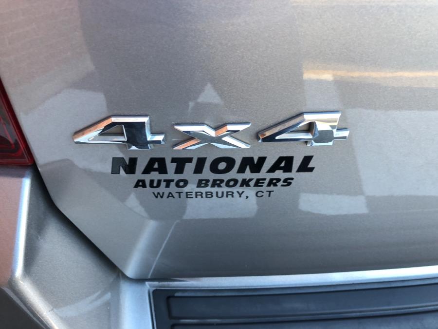 2015 Jeep Compass 4WD 4dr Latitude Edition, available for sale in Waterbury, Connecticut | National Auto Brokers, Inc.. Waterbury, Connecticut 2015 Jeep Compass 4WD 4dr Latitude Edition, available for sale in Waterbury, Connecticut | National Auto Brokers, Inc.. Waterbury, Connecticut