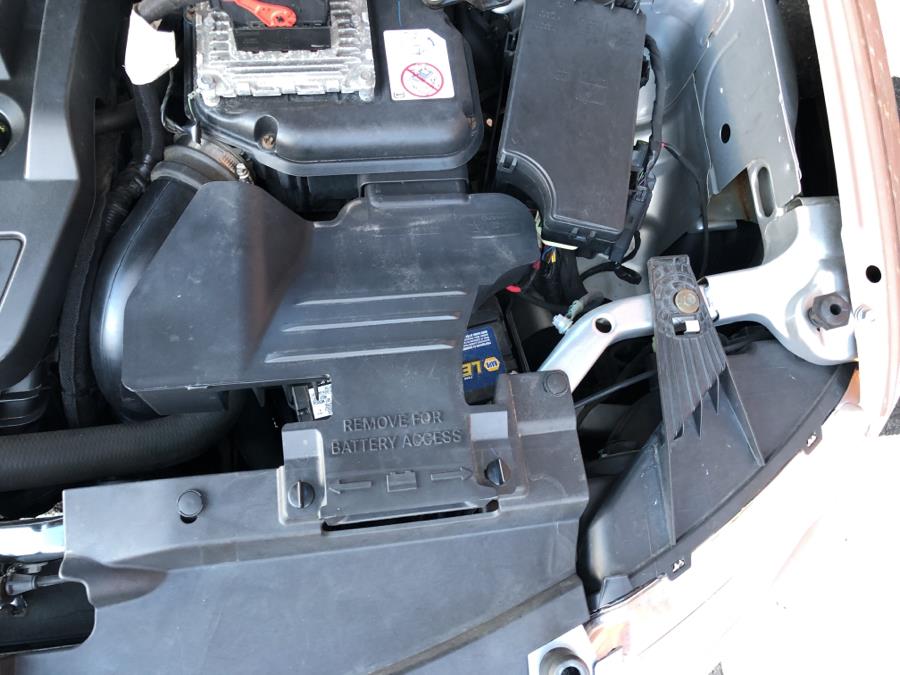 2015 Jeep Compass 4WD 4dr Latitude Edition, available for sale in Waterbury, Connecticut | National Auto Brokers, Inc.. Waterbury, Connecticut 2015 Jeep Compass 4WD 4dr Latitude Edition, available for sale in Waterbury, Connecticut | National Auto Brokers, Inc.. Waterbury, Connecticut