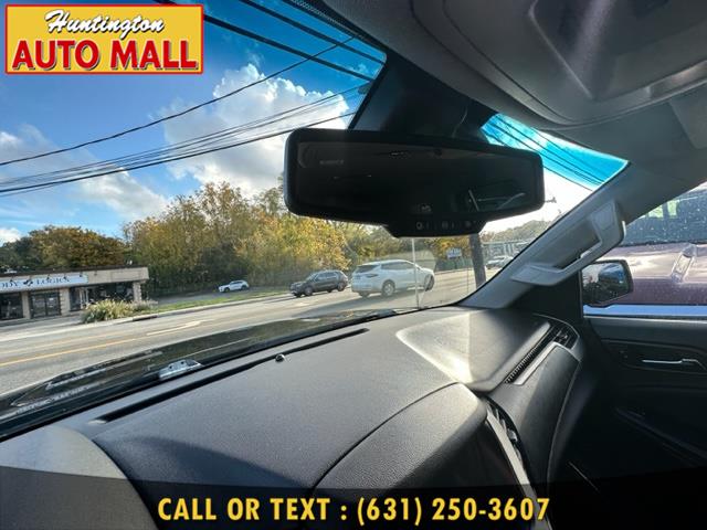 2017 GMC Yukon 4WD 4dr SLT, available for sale in Huntington Station, New York | Huntington Auto Mall. Huntington Station, New York 2017 GMC Yukon 4WD 4dr SLT, available for sale in Huntington Station, New York | Huntington Auto Mall. Huntington Station, New York