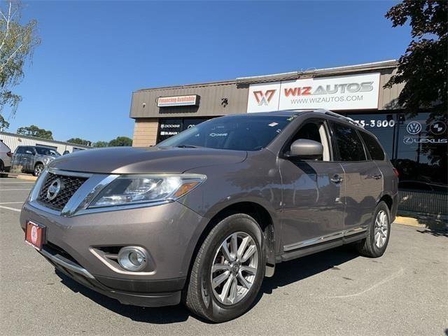 2013 Nissan Pathfinder SL, available for sale in Stratford, Connecticut | Wiz Leasing Inc. Stratford, Connecticut 2013 Nissan Pathfinder SL, available for sale in Stratford, Connecticut | Wiz Leasing Inc. Stratford, Connecticut