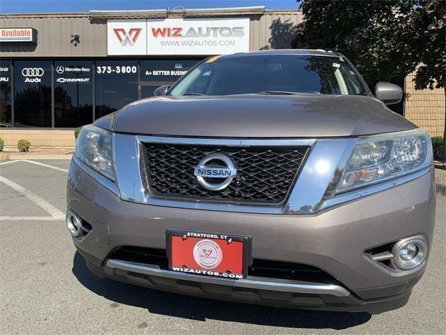 2013 Nissan Pathfinder SL, available for sale in Stratford, Connecticut | Wiz Leasing Inc. Stratford, Connecticut