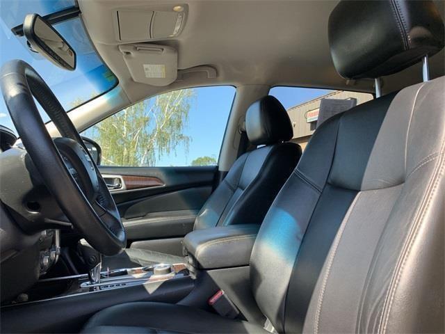 2013 Nissan Pathfinder SL, available for sale in Stratford, Connecticut | Wiz Leasing Inc. Stratford, Connecticut 2013 Nissan Pathfinder SL, available for sale in Stratford, Connecticut | Wiz Leasing Inc. Stratford, Connecticut