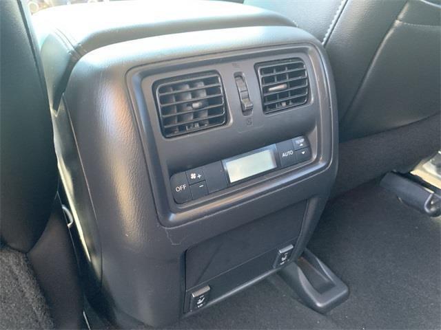 2013 Nissan Pathfinder SL, available for sale in Stratford, Connecticut | Wiz Leasing Inc. Stratford, Connecticut 2013 Nissan Pathfinder SL, available for sale in Stratford, Connecticut | Wiz Leasing Inc. Stratford, Connecticut