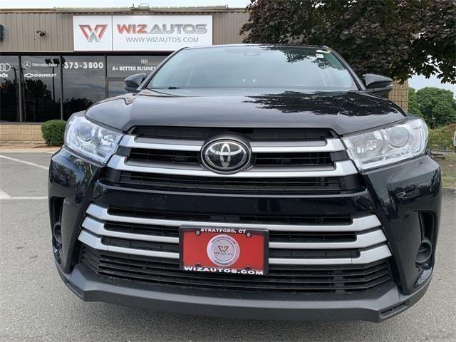 2019 Toyota Highlander LE, available for sale in Stratford, Connecticut | Wiz Leasing Inc. Stratford, Connecticut