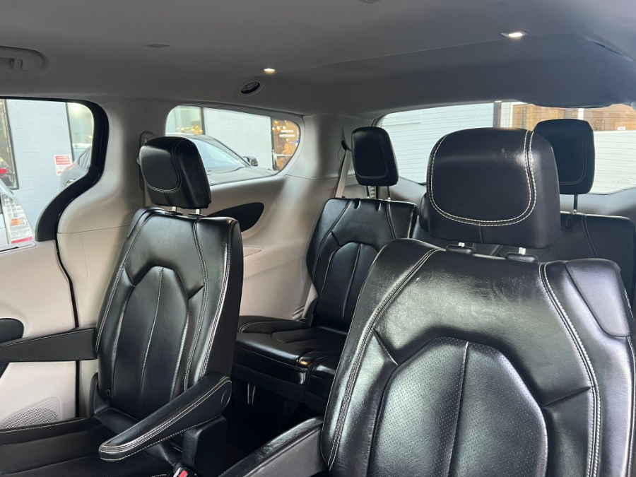 Used Chrysler Voyager LXI FWD 2020 | Inman Motors Sales. Medford, Massachusetts Used Chrysler Voyager LXI FWD 2020 | Inman Motors Sales. Medford, Massachusetts