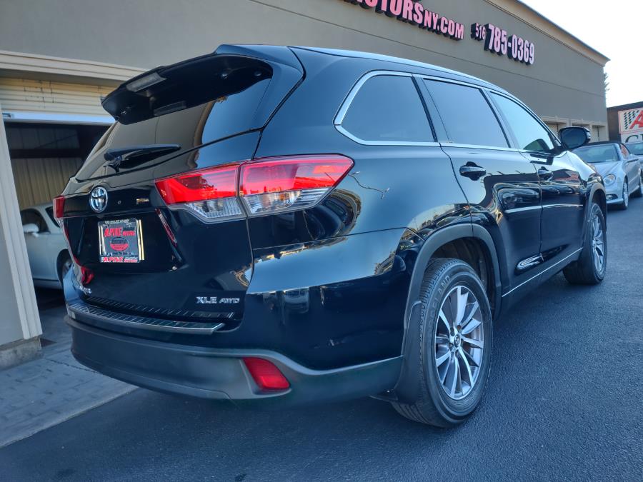2018 Toyota Highlander XLE V6 AWD (Natl), available for sale in Wantagh, New York | Alpine Motors Inc. Wantagh, New York 2018 Toyota Highlander XLE V6 AWD (Natl), available for sale in Wantagh, New York | Alpine Motors Inc. Wantagh, New York
