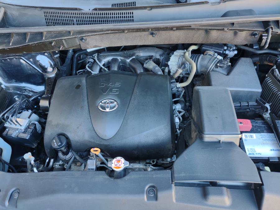 2018 Toyota Highlander XLE V6 AWD (Natl), available for sale in Wantagh, New York | Alpine Motors Inc. Wantagh, New York 2018 Toyota Highlander XLE V6 AWD (Natl), available for sale in Wantagh, New York | Alpine Motors Inc. Wantagh, New York