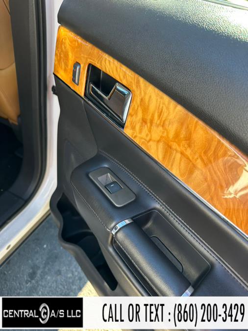 2011 Lincoln MKX AWD 4dr, available for sale in East Windsor, Connecticut | Central A/S LLC. East Windsor, Connecticut 2011 Lincoln MKX AWD 4dr, available for sale in East Windsor, Connecticut | Central A/S LLC. East Windsor, Connecticut