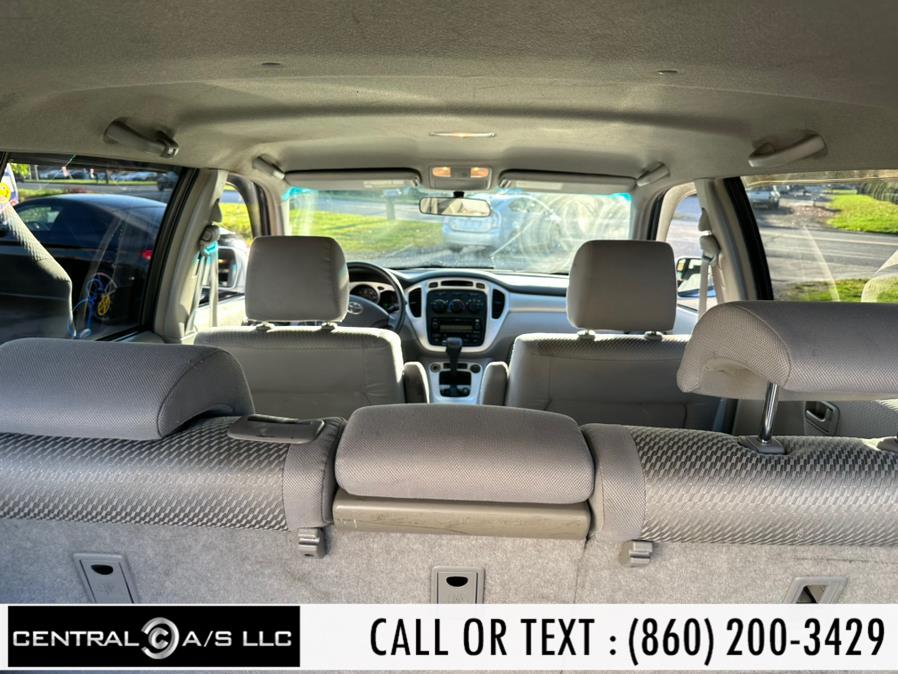 2005 Toyota Highlander 4dr V6 4WD w/3rd Row, available for sale in East Windsor, Connecticut | Central A/S LLC. East Windsor, Connecticut 2005 Toyota Highlander 4dr V6 4WD w/3rd Row, available for sale in East Windsor, Connecticut | Central A/S LLC. East Windsor, Connecticut