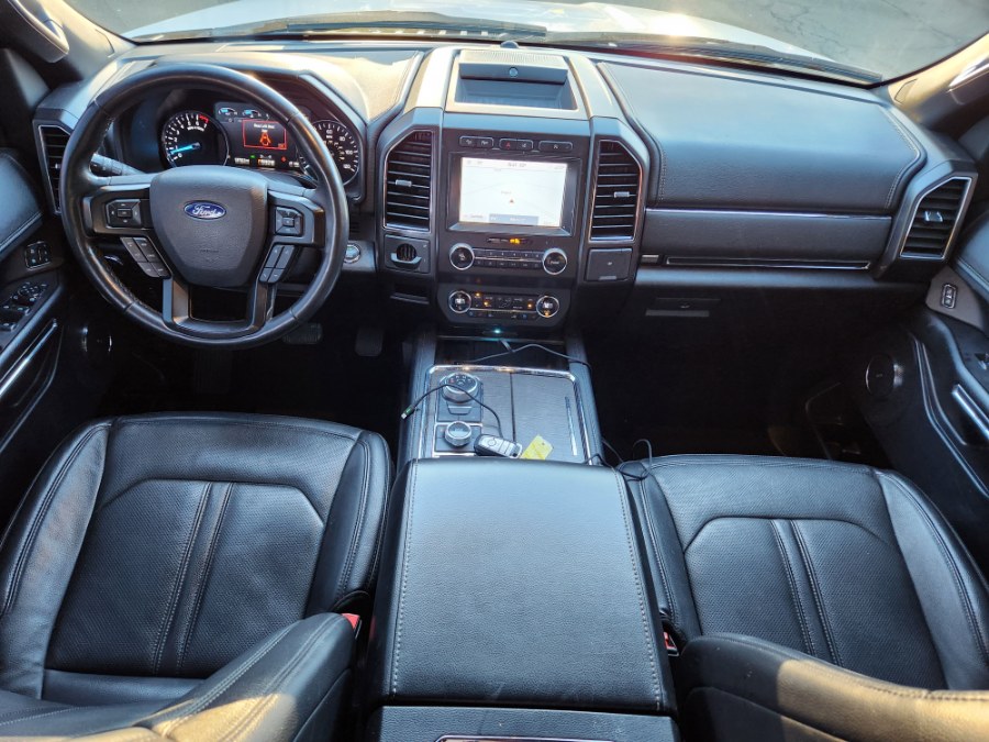 2020 Ford Expedition Max XLT 4x4, available for sale in Bristol, Connecticut | Dealmax Motors LLC. Bristol, Connecticut 2020 Ford Expedition Max XLT 4x4, available for sale in Bristol, Connecticut | Dealmax Motors LLC. Bristol, Connecticut