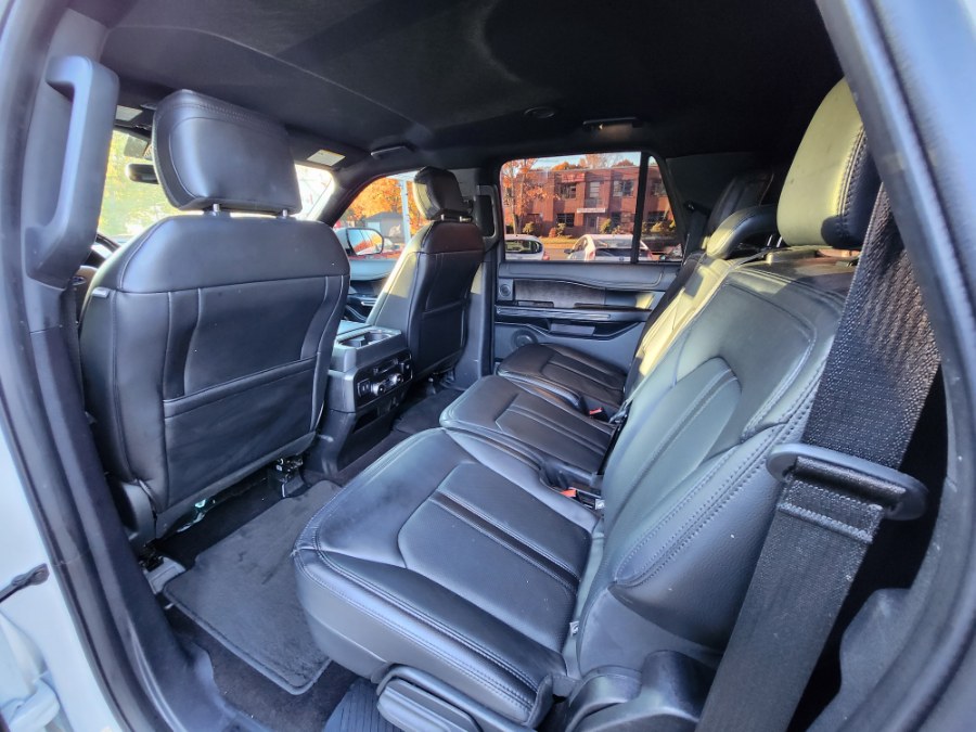 2020 Ford Expedition Max XLT 4x4, available for sale in Bristol, Connecticut | Dealmax Motors LLC. Bristol, Connecticut 2020 Ford Expedition Max XLT 4x4, available for sale in Bristol, Connecticut | Dealmax Motors LLC. Bristol, Connecticut