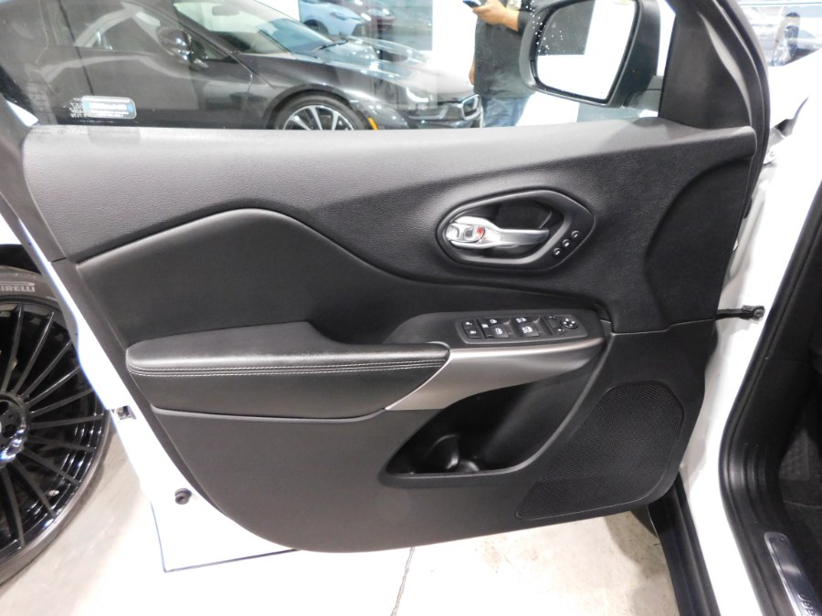 2019 Jeep Cherokee Limited 4x4, available for sale in Lodi, New Jersey | Auto Gallery. Lodi, New Jersey 2019 Jeep Cherokee Limited 4x4, available for sale in Lodi, New Jersey | Auto Gallery. Lodi, New Jersey