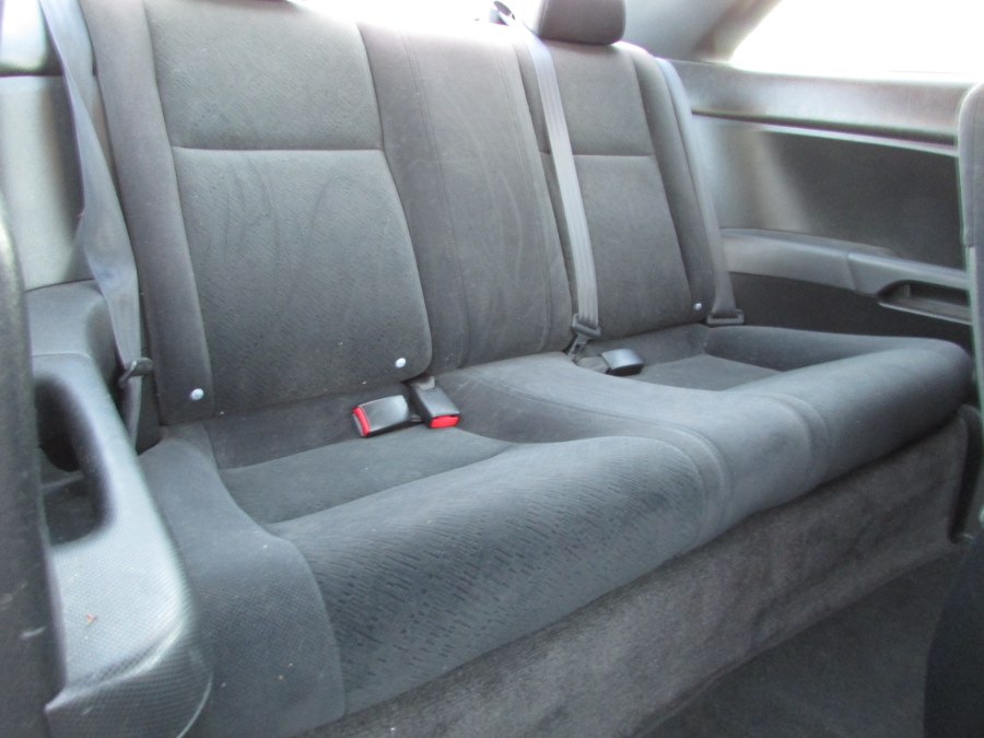2004 Honda Civic 2dr Cpe EX Auto w/Side Airbags, available for sale in East Windsor, Connecticut | United Auto Sales of E Windsor, Inc. East Windsor, Connecticut 2004 Honda Civic 2dr Cpe EX Auto w/Side Airbags, available for sale in East Windsor, Connecticut | United Auto Sales of E Windsor, Inc. East Windsor, Connecticut