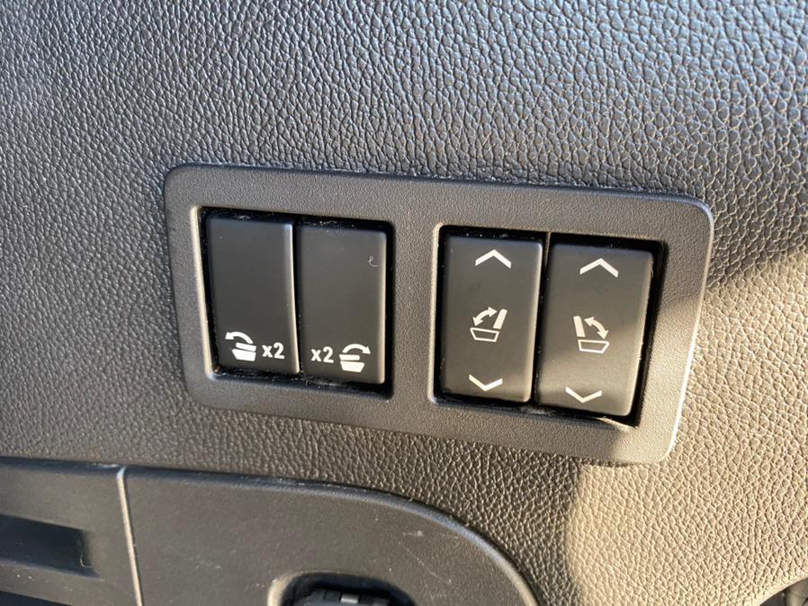 Used Cadillac Escalade 4WD 4dr Luxury 2015 | Lava Motors 2 Inc. Canton, Connecticut Used Cadillac Escalade 4WD 4dr Luxury 2015 | Lava Motors 2 Inc. Canton, Connecticut