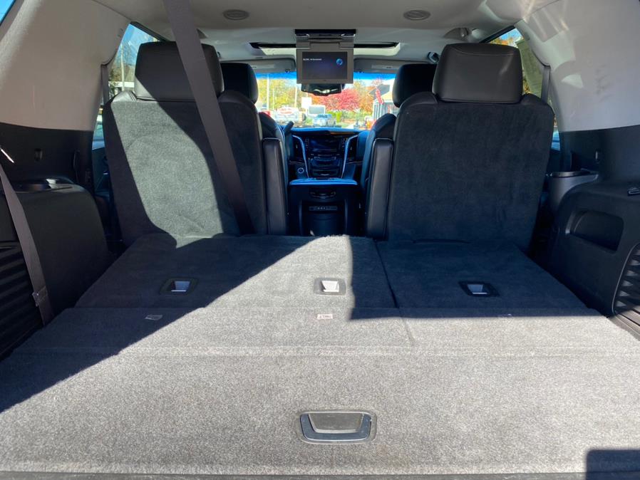 Used Cadillac Escalade 4WD 4dr Luxury 2015 | Lava Motors 2 Inc. Canton, Connecticut Used Cadillac Escalade 4WD 4dr Luxury 2015 | Lava Motors 2 Inc. Canton, Connecticut
