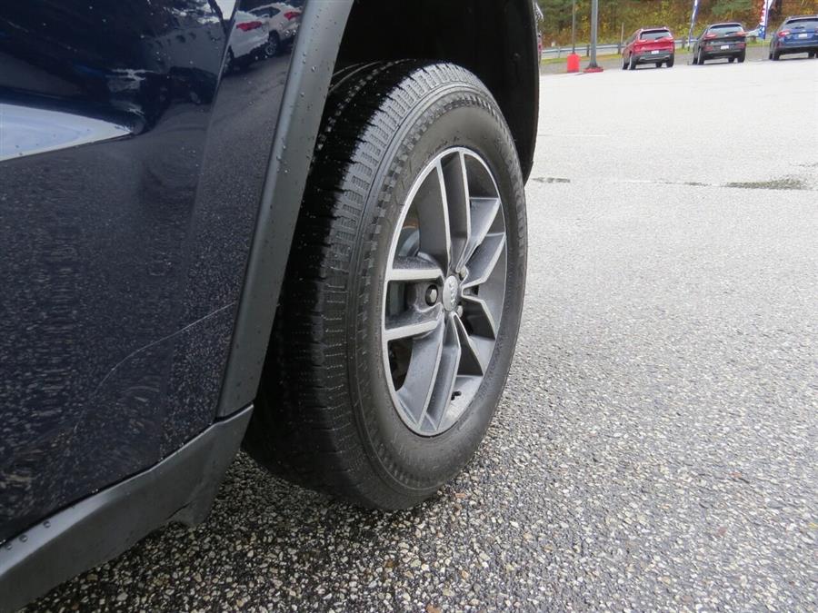 Used Jeep Grand Cherokee Limited 4x4 4dr SUV 2017 | Lake City Exports Inc. Auburn, Maine Used Jeep Grand Cherokee Limited 4x4 4dr SUV 2017 | Lake City Exports Inc. Auburn, Maine