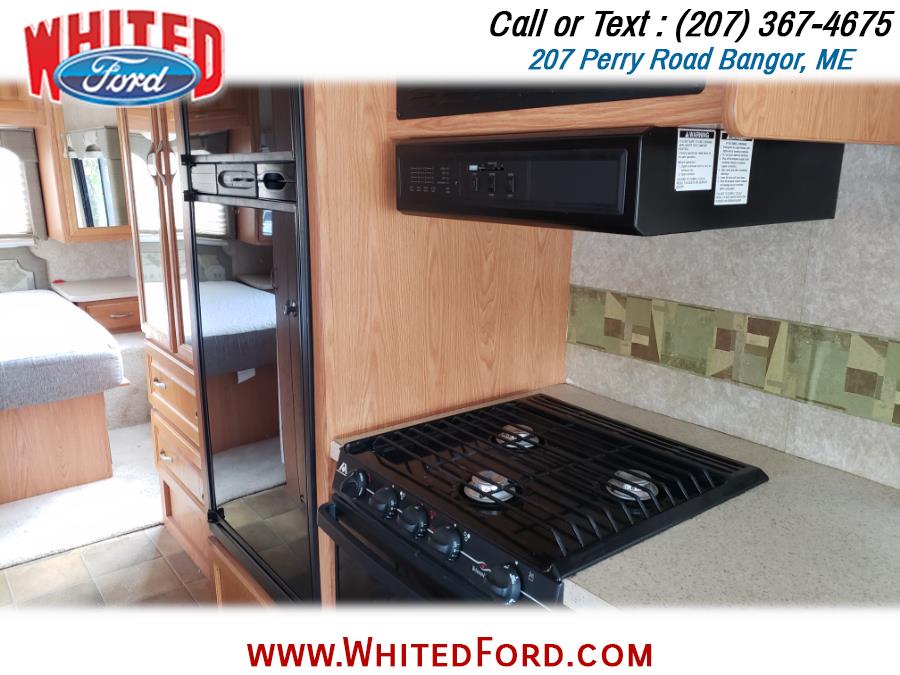 Used Four Winds Hurricane Motorhome 31.6 2006 | Whited Ford. Bangor, Maine Used Four Winds Hurricane Motorhome 31.6 2006 | Whited Ford. Bangor, Maine