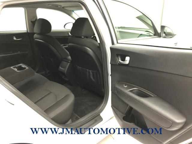 2018 Kia Optima LX Auto, available for sale in Naugatuck, Connecticut | J&M Automotive Sls&Svc LLC. Naugatuck, Connecticut 2018 Kia Optima LX Auto, available for sale in Naugatuck, Connecticut | J&M Automotive Sls&Svc LLC. Naugatuck, Connecticut