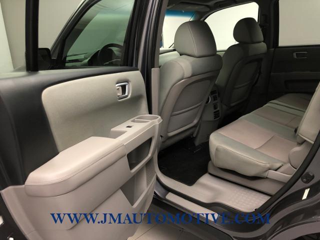 2015 Honda Pilot 4WD 4dr SE, available for sale in Naugatuck, Connecticut | J&M Automotive Sls&Svc LLC. Naugatuck, Connecticut 2015 Honda Pilot 4WD 4dr SE, available for sale in Naugatuck, Connecticut | J&M Automotive Sls&Svc LLC. Naugatuck, Connecticut
