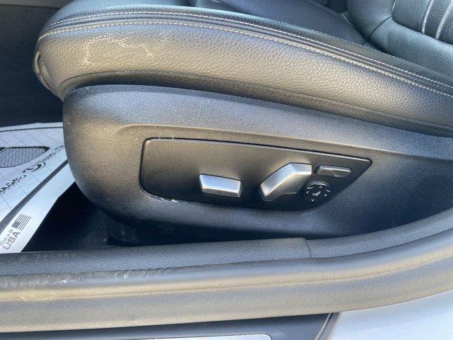 Used BMW 5 Series 530i xDrive 2019 | Camy Cars. Great Neck, New York Used BMW 5 Series 530i xDrive 2019 | Camy Cars. Great Neck, New York