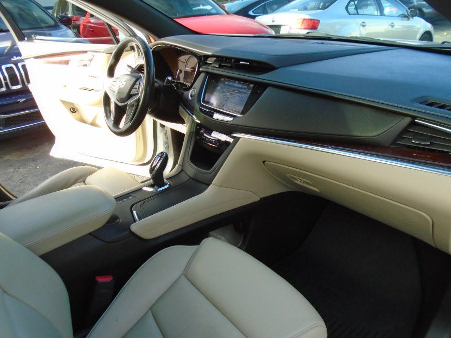 Used Cadillac XT5 AWD 4dr Luxury 2017 | Jim Juliani Motors. Waterbury, Connecticut