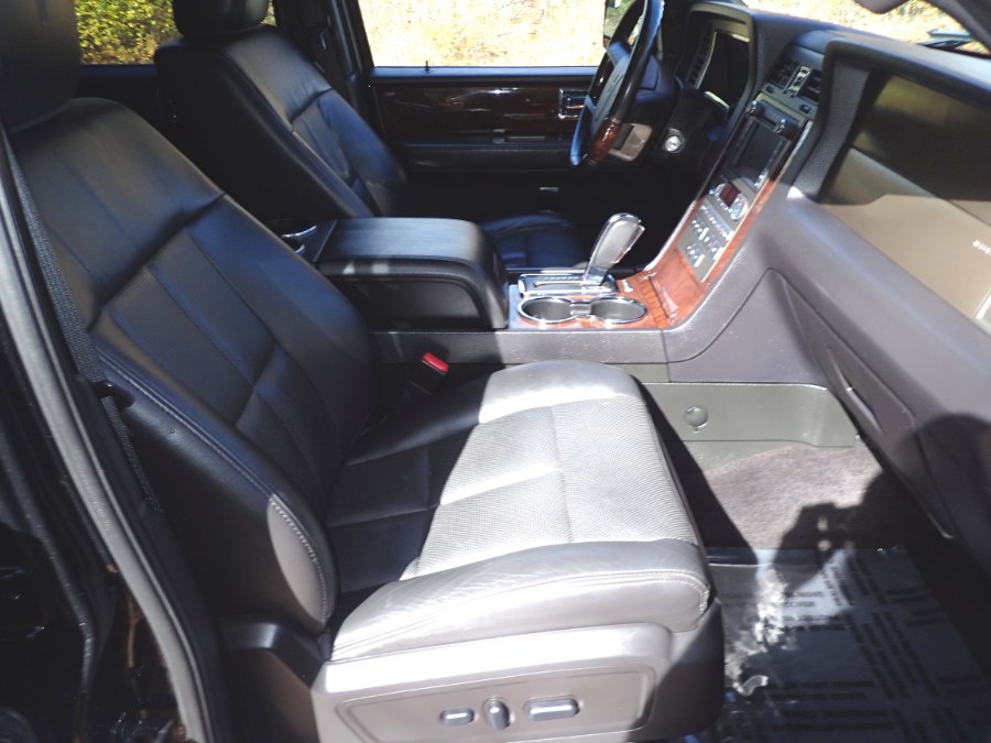 2013 Lincoln Navigator 4WD 4dr, available for sale in Storrs, Connecticut | Eagleville Motors. Storrs, Connecticut 2013 Lincoln Navigator 4WD 4dr, available for sale in Storrs, Connecticut | Eagleville Motors. Storrs, Connecticut