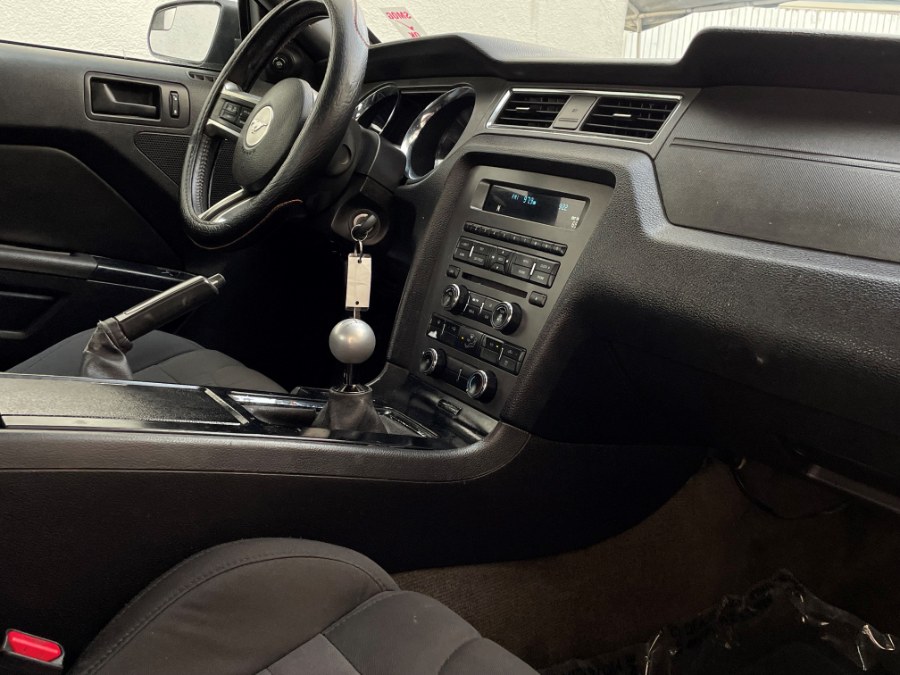 Used Ford Mustang 2dr Cpe V6 Manual 2014 | Green Light Auto. Corona, California Used Ford Mustang 2dr Cpe V6 Manual 2014 | Green Light Auto. Corona, California