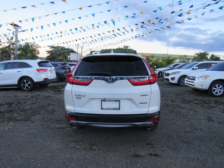 2017 Honda CR-V Touring AWD, available for sale in San Francisco de Macoris Rd, Dominican Republic | Hilario Auto Import. San Francisco de Macoris Rd, Dominican Republic 2017 Honda CR-V Touring AWD, available for sale in San Francisco de Macoris Rd, Dominican Republic | Hilario Auto Import. San Francisco de Macoris Rd, Dominican Republic