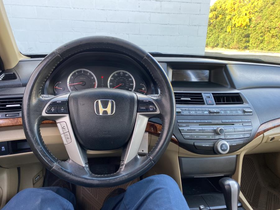 2012 Honda Accord Sdn 4dr V6 Auto EX-L, available for sale in Milford, Connecticut | Dealertown Auto Wholesalers. Milford, Connecticut 2012 Honda Accord Sdn 4dr V6 Auto EX-L, available for sale in Milford, Connecticut | Dealertown Auto Wholesalers. Milford, Connecticut