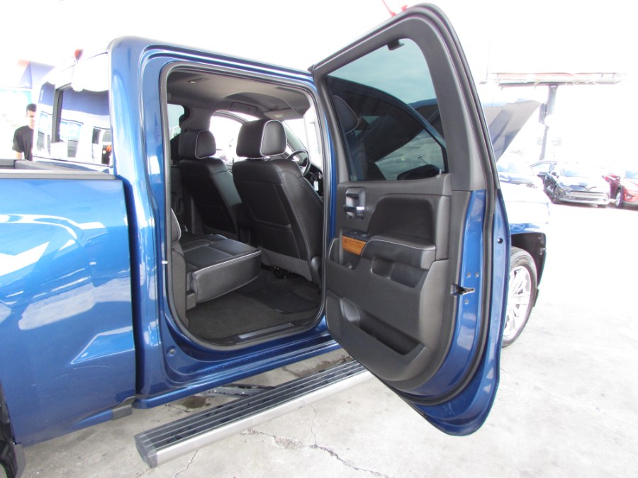 Used Chevrolet Silverado 1500 2WD Crew Cab 143.5" High Country 2017 | VIP Auto Enterprise, Inc. Orlando, Florida Used Chevrolet Silverado 1500 2WD Crew Cab 143.5" High Country 2017 | VIP Auto Enterprise, Inc. Orlando, Florida