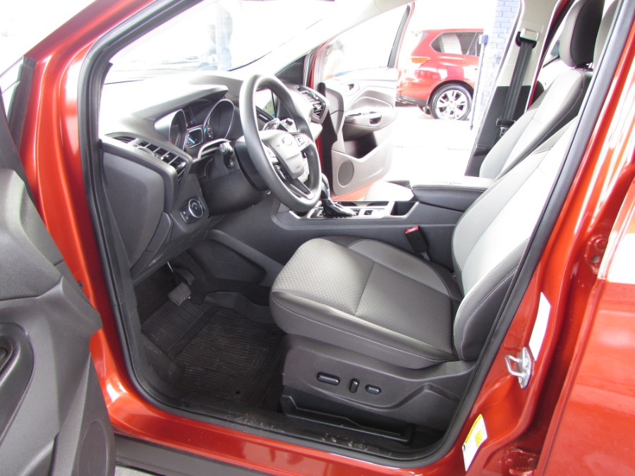 Used Ford Escape SE FWD 2019 | VIP Auto Enterprise, Inc. Orlando, Florida Used Ford Escape SE FWD 2019 | VIP Auto Enterprise, Inc. Orlando, Florida