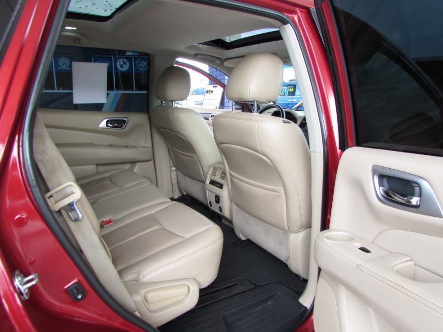 Used Nissan Pathfinder 2WD 4dr Platinum 2016 | VIP Auto Enterprise, Inc. Orlando, Florida Used Nissan Pathfinder 2WD 4dr Platinum 2016 | VIP Auto Enterprise, Inc. Orlando, Florida