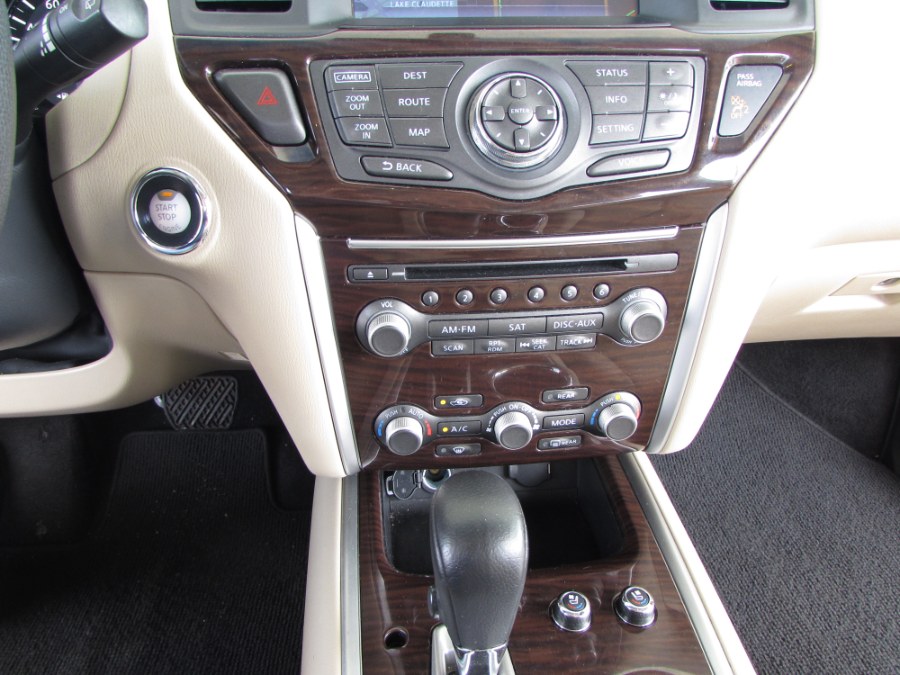 Used Nissan Pathfinder 2WD 4dr Platinum 2016 | VIP Auto Enterprise, Inc. Orlando, Florida Used Nissan Pathfinder 2WD 4dr Platinum 2016 | VIP Auto Enterprise, Inc. Orlando, Florida