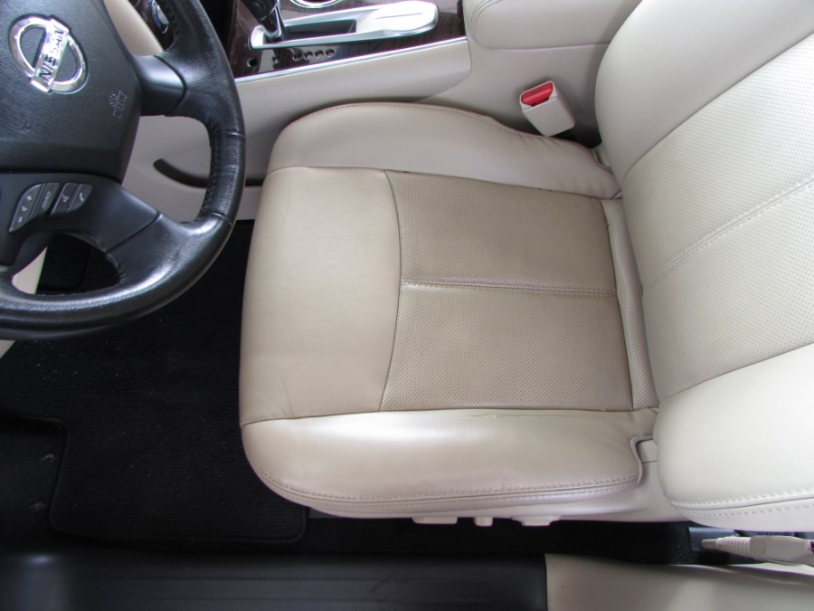 Used Nissan Pathfinder 2WD 4dr Platinum 2016 | VIP Auto Enterprise, Inc. Orlando, Florida Used Nissan Pathfinder 2WD 4dr Platinum 2016 | VIP Auto Enterprise, Inc. Orlando, Florida