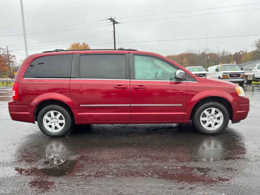 Used Chrysler Town & Country 4dr Wgn Touring 2010 | Marsh Auto Sales LLC. Ortonville, Michigan Used Chrysler Town & Country 4dr Wgn Touring 2010 | Marsh Auto Sales LLC. Ortonville, Michigan