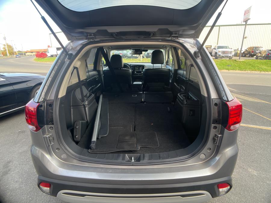 Used Mitsubishi Outlander SE 2020 | Prestige Auto Cars LLC. New Britain, Connecticut Used Mitsubishi Outlander SE 2020 | Prestige Auto Cars LLC. New Britain, Connecticut