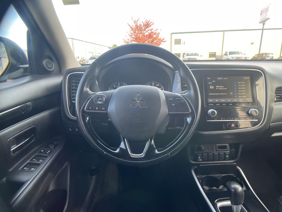 Used Mitsubishi Outlander SE 2020 | Prestige Auto Cars LLC. New Britain, Connecticut Used Mitsubishi Outlander SE 2020 | Prestige Auto Cars LLC. New Britain, Connecticut