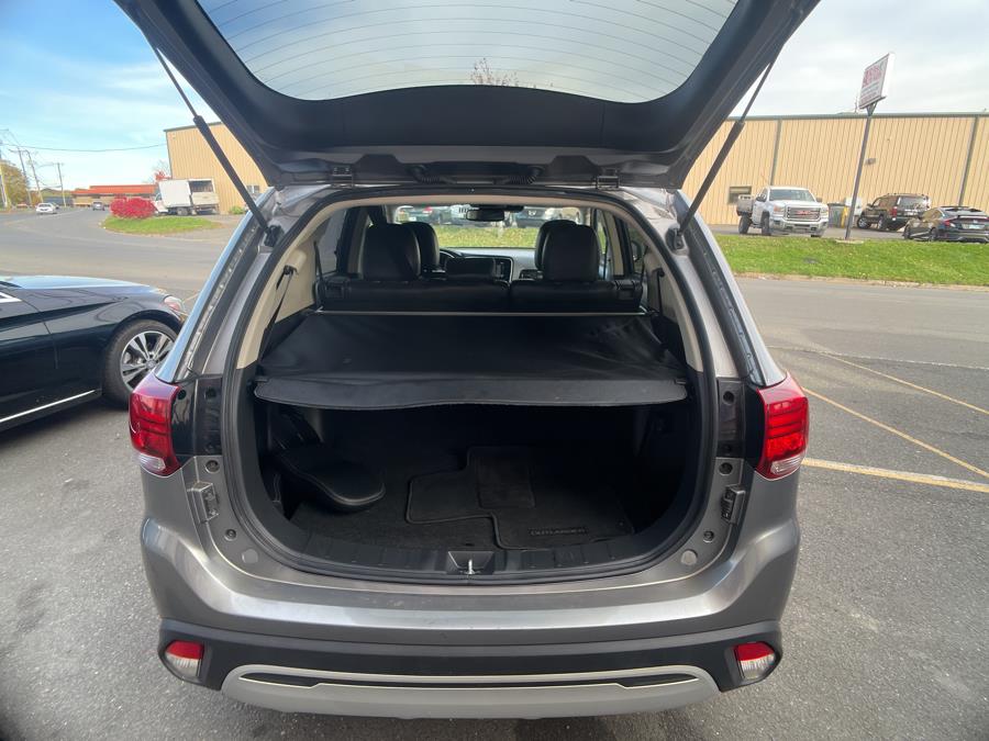 Used Mitsubishi Outlander SE 2020 | Prestige Auto Cars LLC. New Britain, Connecticut Used Mitsubishi Outlander SE 2020 | Prestige Auto Cars LLC. New Britain, Connecticut
