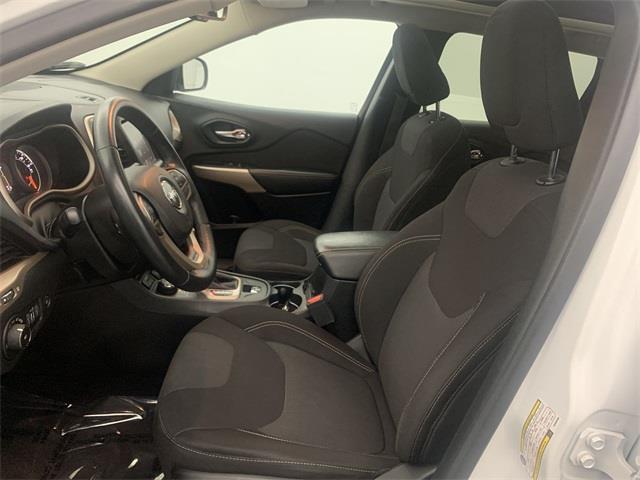 Used Jeep Cherokee Latitude 2017 | Eastchester Motor Cars. Bronx, New York Used Jeep Cherokee Latitude 2017 | Eastchester Motor Cars. Bronx, New York