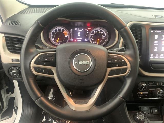 Used Jeep Cherokee Latitude 2017 | Eastchester Motor Cars. Bronx, New York Used Jeep Cherokee Latitude 2017 | Eastchester Motor Cars. Bronx, New York
