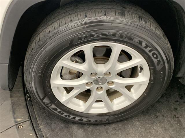 Used Jeep Cherokee Latitude 2017 | Eastchester Motor Cars. Bronx, New York Used Jeep Cherokee Latitude 2017 | Eastchester Motor Cars. Bronx, New York